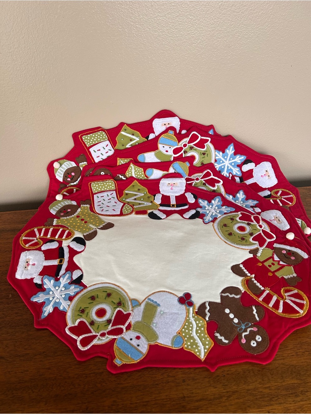 VTG St. Nicholas Oval 4 Placemates Christmas Gingerbread Snowman Snowflake